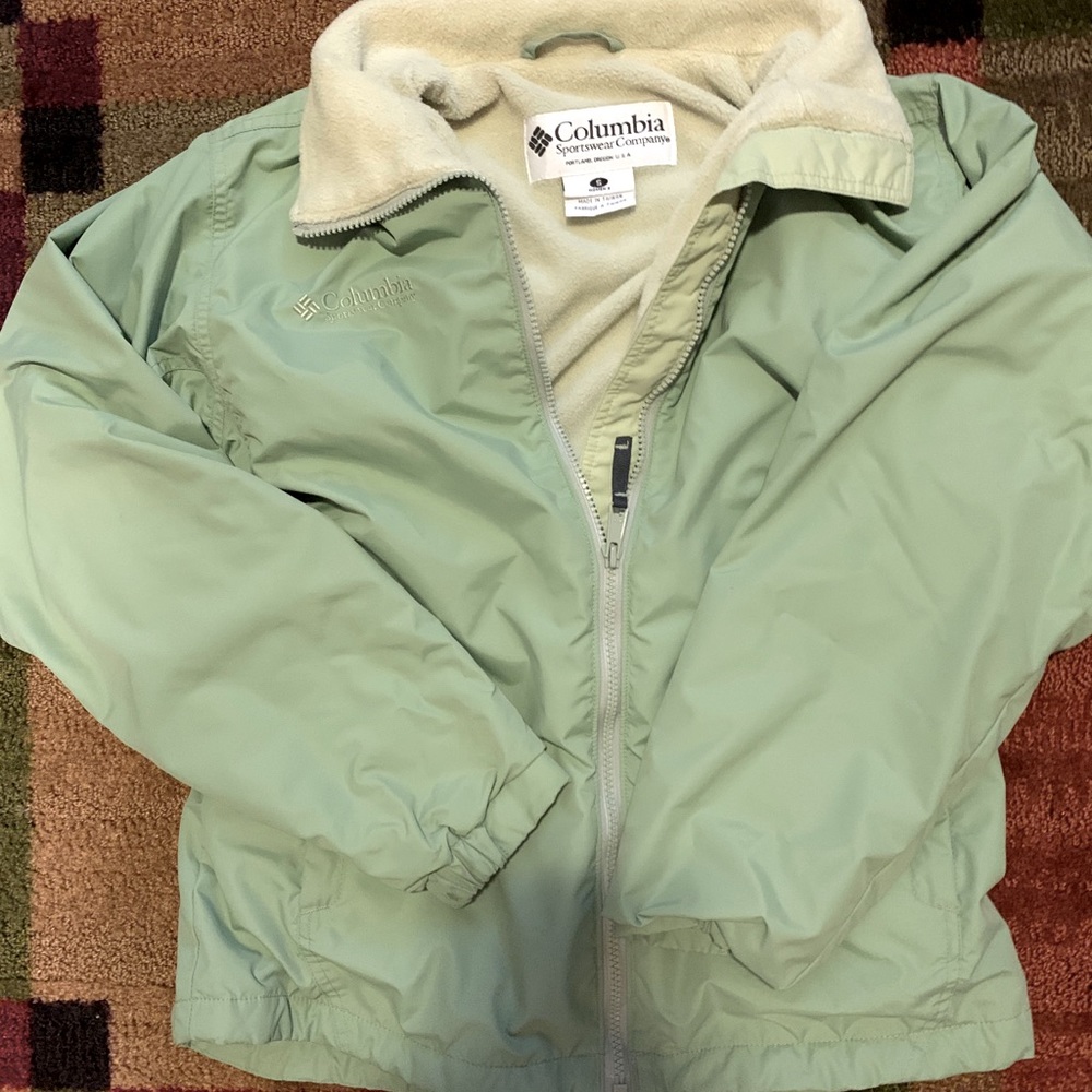 Columbia sports wear zip up